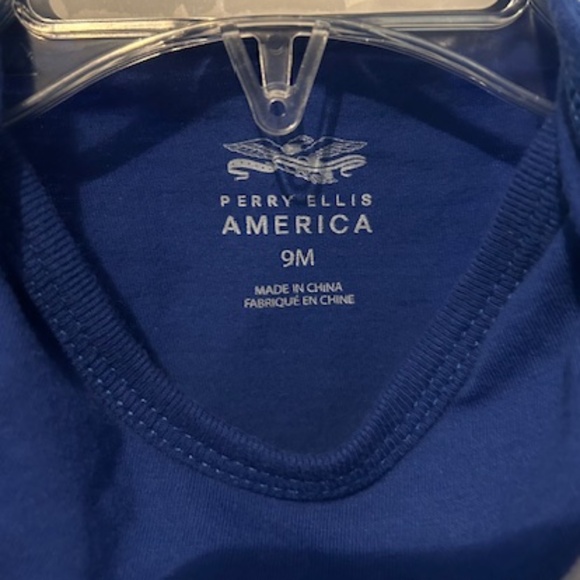 Perry Ellis America baby Romper - 9 Months - Picture 3 of 6